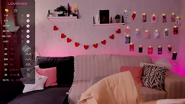 velvet_cherry_ webcam