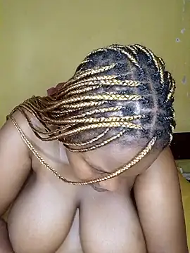 contagiousqueen from StripChat is Freechat