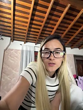 Mariam_Arango webcam stripchat model stream image