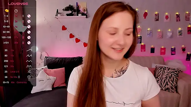 velvet_cherry_ webcam