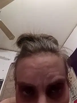 snowbird1117 - Snowbird1117's free webcam - UK Sex Cams