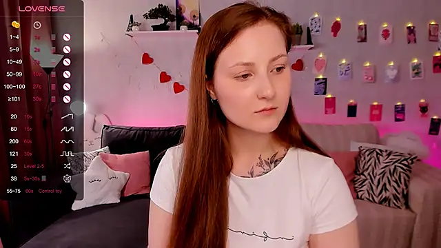 velvet_cherry_ webcam