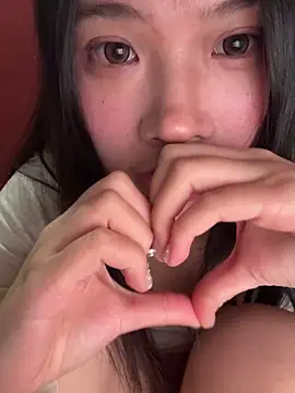 xiya-11 (F teen) - 全裸3分钟