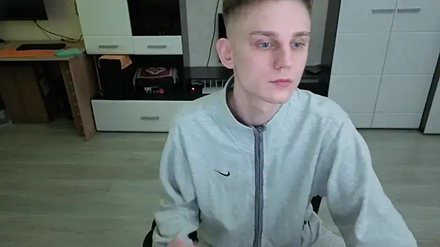 angryzan (M young) - #bisexuals #brunettes #cam2cam #handjob #hd #middle-priced-privates #recordable-publics #russian #skinny #small-audience #spanking #top #white #young