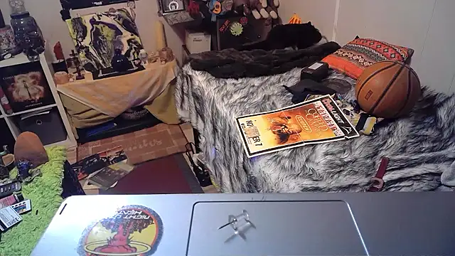 Makethatpussypurr webcam