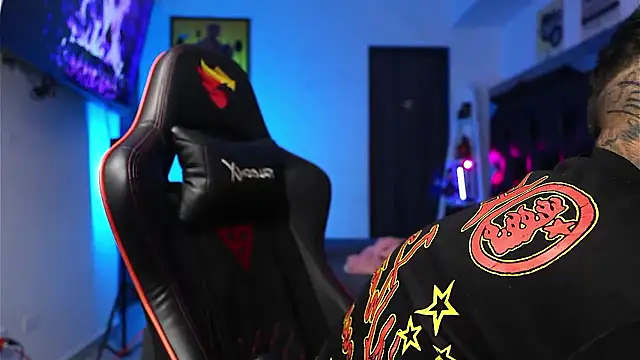 logan_hugh8 (M young) - cum