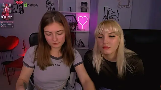 baby_hotte (G teen) - flash boobs