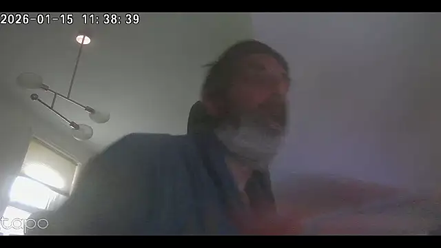 Reza_3hands_of_ webcam