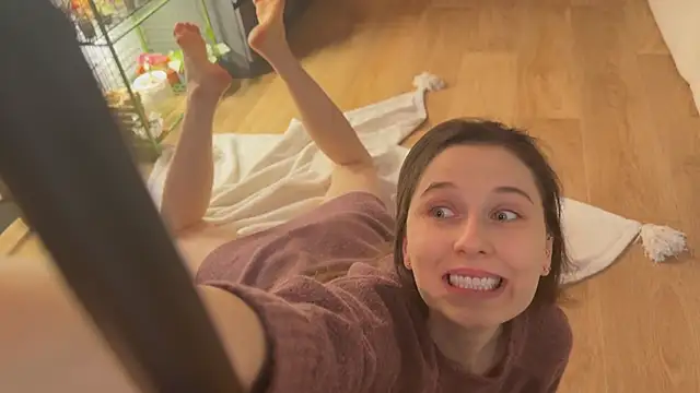 chantwow (F young) - change outfit