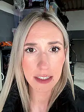 lola_tentatiion webcam