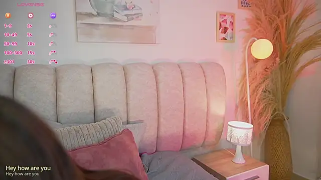 AlinnaJohnson webcam