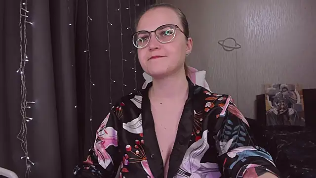 MissBrightShine webcam