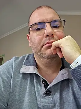 Andrew1900529 webcam