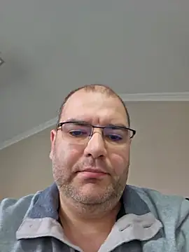 Andrew1900529 webcam