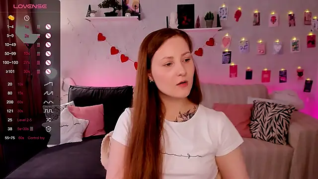 velvet_cherry_ webcam