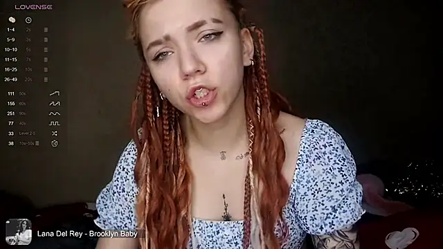 NoMoreCIothes webcam