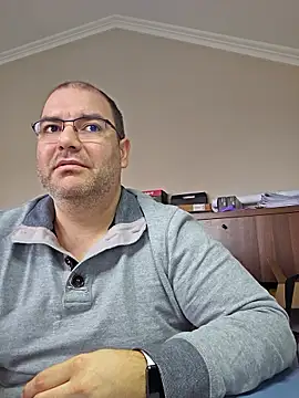 Andrew1900529 webcam