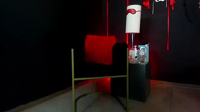 charlottescotte (G young) - Make me smile