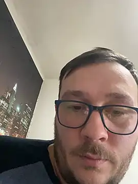 ionut9879 - Ionut9879's free webcam - UK Sex Cams