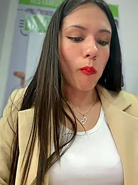 charlotte__05 (G young) - PlayWithMyPussy🔥😏Ticket