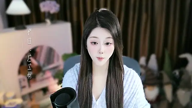 Webcam Model (Umi-UmiUmi)  is live.Free join now!