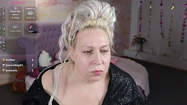 Penelope_Pinky webcam