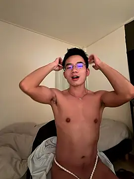 BronzeThickLiam webcam