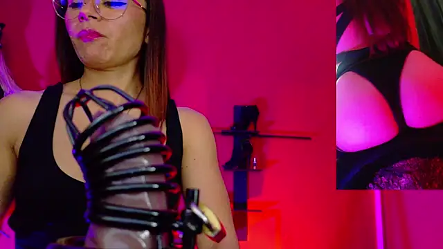 MistressSlut1 webcam