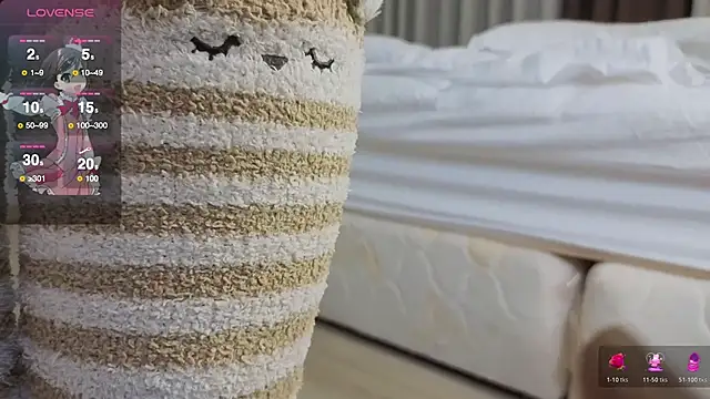 elis_fox (F teen) - TEASE PUSSY SLOW AND TENDERLY!