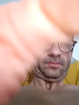 vasgabri (Ask my age) - clamp the nipples