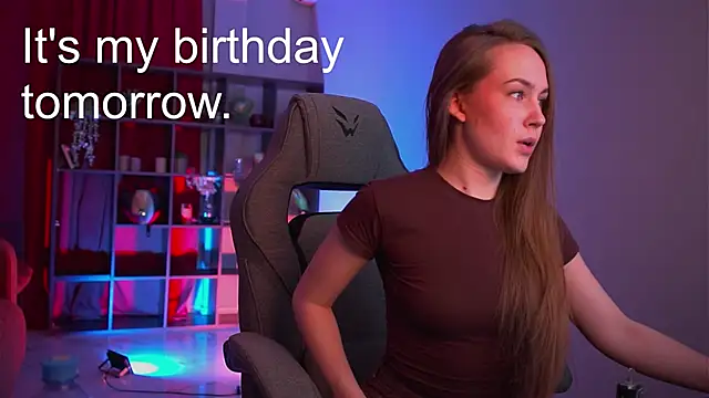 elinvale (F young) - take off my skirt for 15 seconds