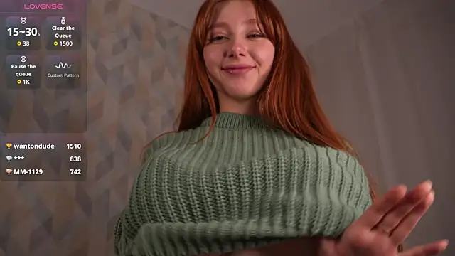 adritvance (F teen) - wet camel toe close up