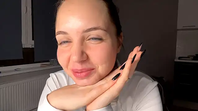 AliceQueenGirl webcam