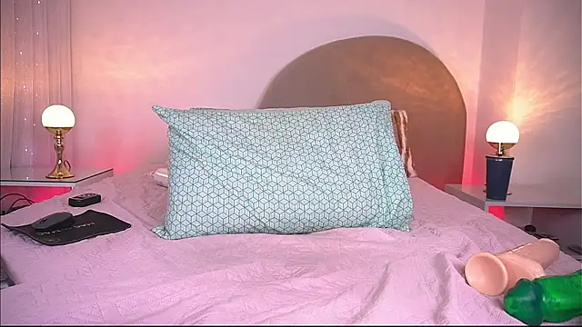 alexaa_walker webcam