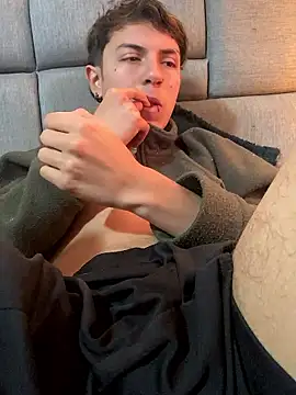 naytonfreeman - NaytonFreeman's free webcam - UK Sex Cams