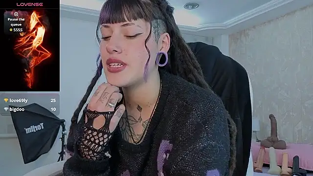 _sharlotte777 webcam