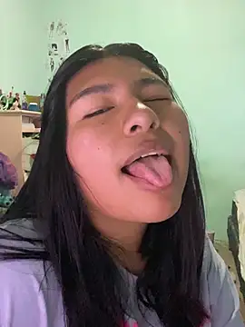 marucitaing (F teen) - Charlando