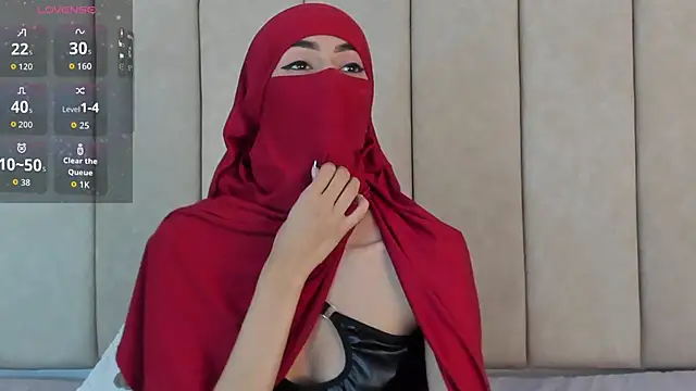 _zahiira_ (F young) - off hijab+plug anal