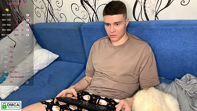 holy_eggs_02 (M young) - take off your t-shirt