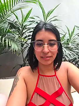 danna_dusky (F young) - Olí in My boobs públic