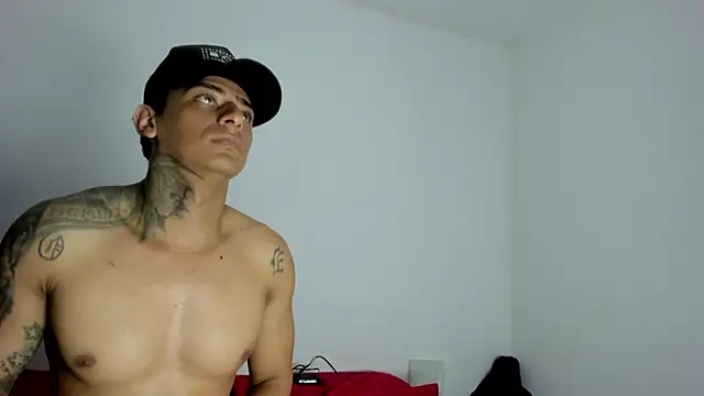 maykel_and_mike (M young) - PUT ME HORNY