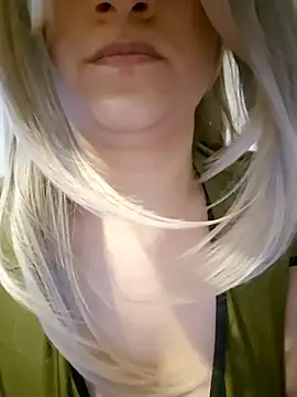 fyyblo (F young) - I show my pussy online