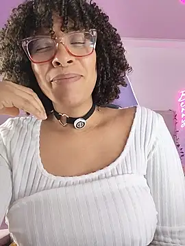 dannaberry (G milf) - show boobs