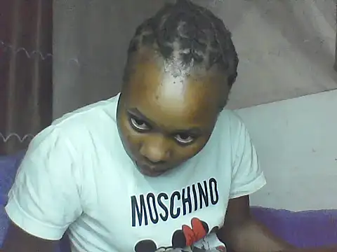 EBONYVANILLA02 webcam