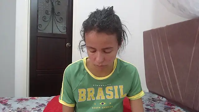 nathaly_jones_ webcam