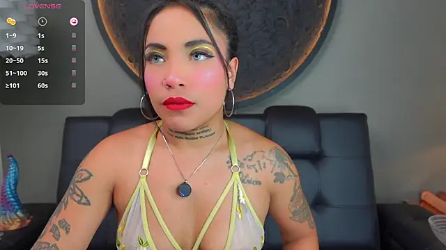 miss_vaiolette - Miss_vaiolette's free webcam