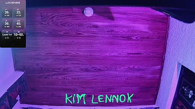 Kimlennox_ webcam