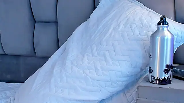 AliceStevens_ webcam