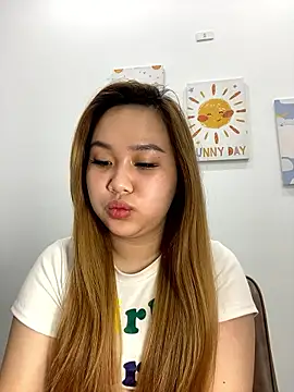 Almira6868 webcam stripchat model stream image