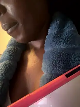 choclatepeaach webcam